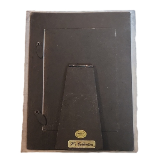 Resin picture frame - Picture 2 of 2